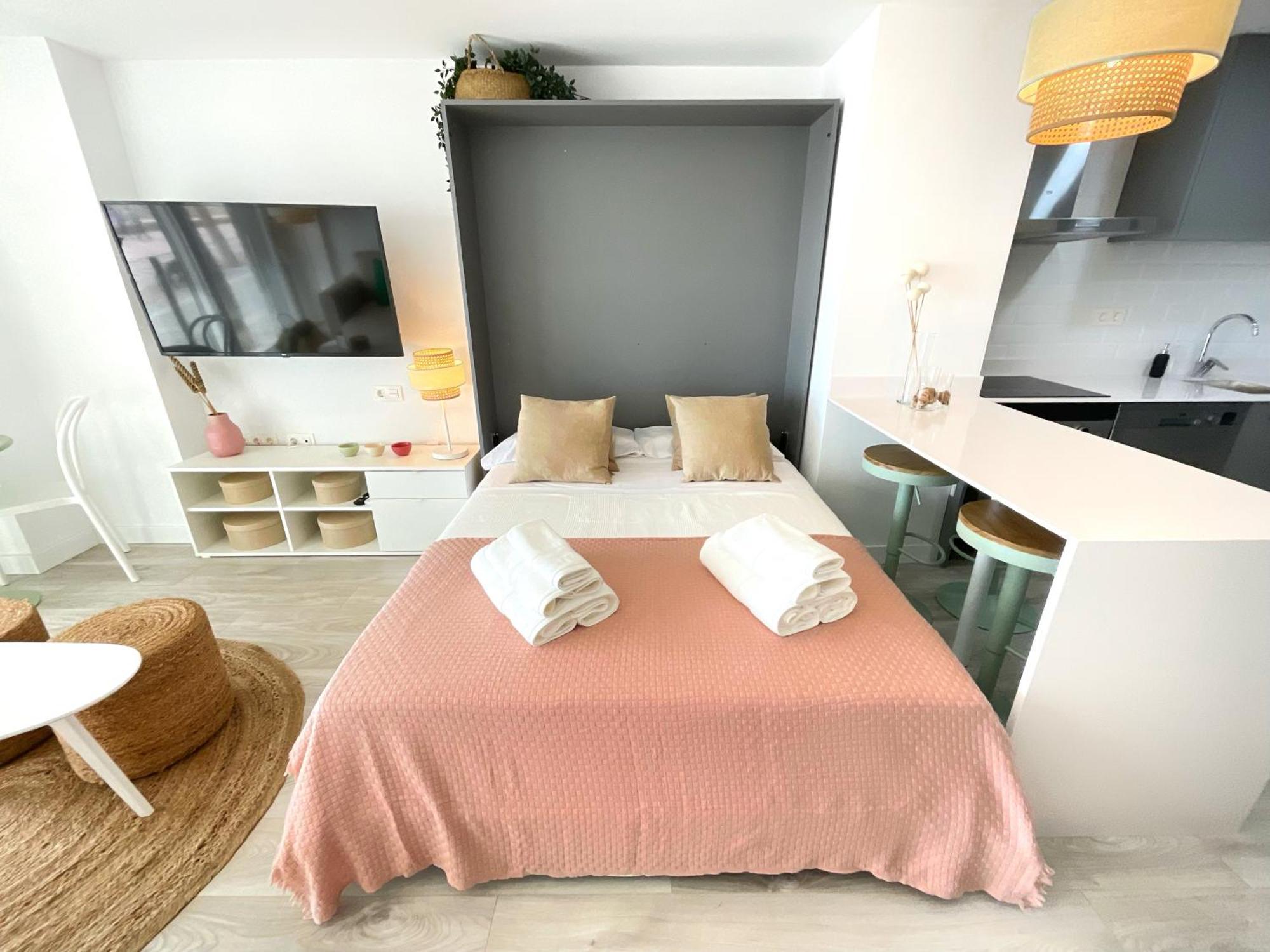 Cs7 Kaleria Suites アルメリア エクステリア 写真