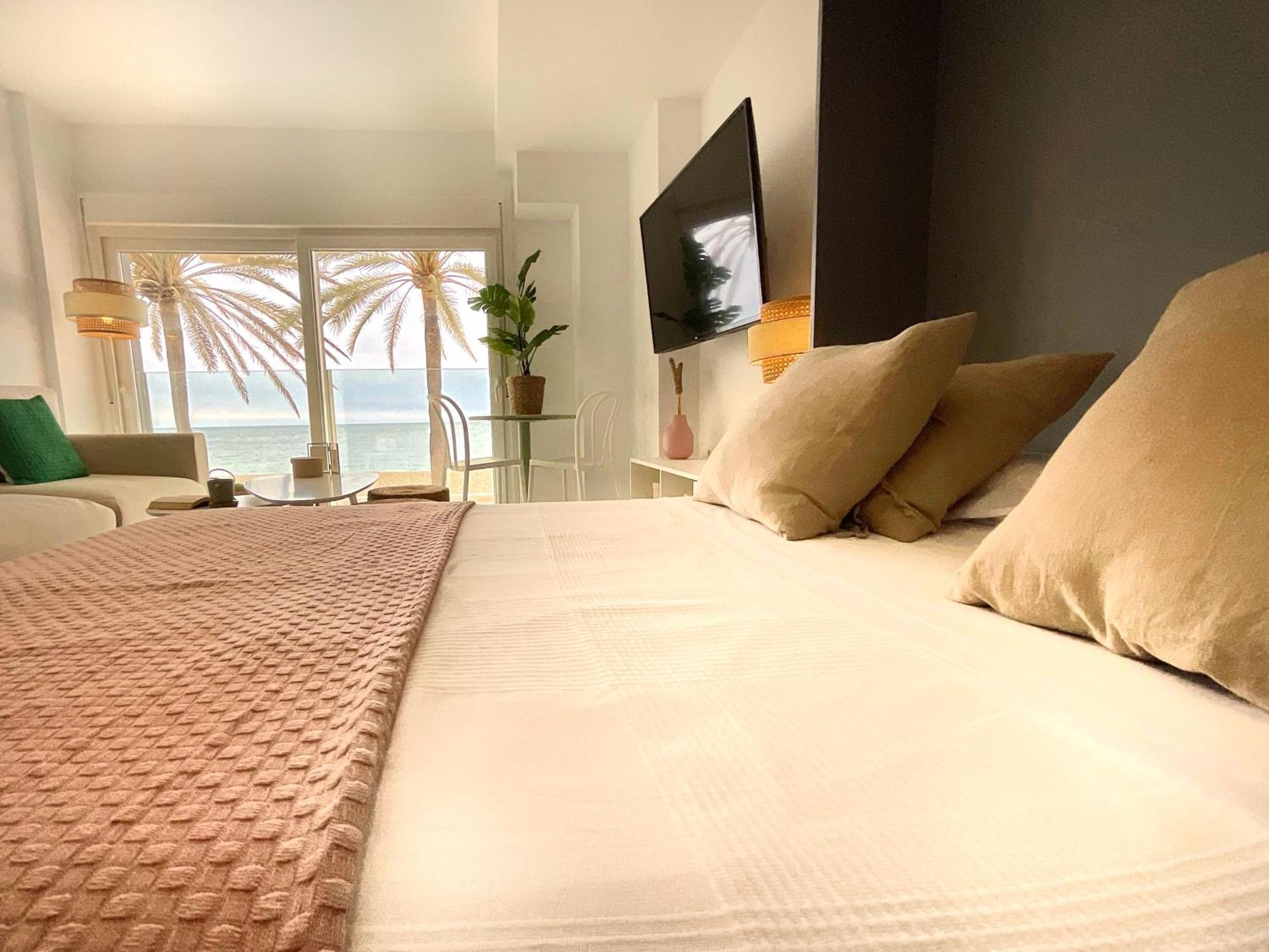 Cs7 Kaleria Suites アルメリア エクステリア 写真