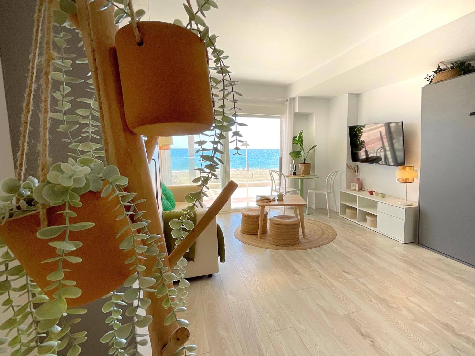 Cs7 Kaleria Suites アルメリア エクステリア 写真